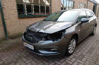 Salvage car Opel Astra Sport Tourer 1.0 Business+ 2018/3