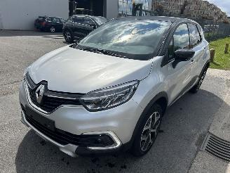 Schadeauto Renault Captur  2017/5