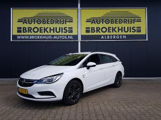 demontáž osobní automobily Opel Astra Sports Tourer 1.4 Turbo 120 Jaar Edition 2019/5