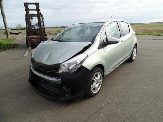 Toyota Yaris 1.0 12v picture 3
