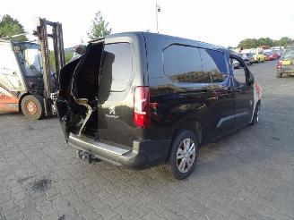 uszkodzony samochody osobowe Peugeot Partner 1.5 HDi 2020/3