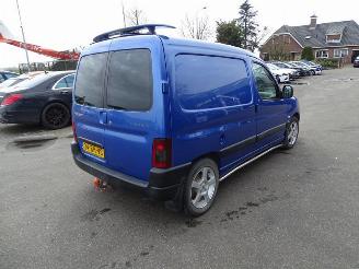 damaged commercial vehicles Peugeot Partner 2.0 HDi 2003/5