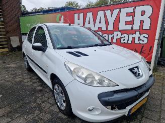Autoverwertung Peugeot 206+ 1.1 xs AIRCO 2010/1