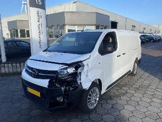 Voiture accidenté Opel Vivaro 2.0 CDTI autom. L2H1 2020/11