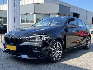 Salvage car BMW 1-serie 118i Introduction Edition AUTOMAAT 2022/12
