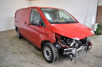 dañado vehículos comerciales Mercedes Vito 114 CDI Lang 2019/4
