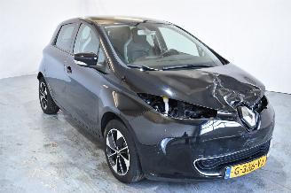 Salvage car Renault Zoé  2019/4