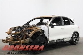 škoda osobní automobily Porsche Cayenne Cayenne II (92A), SUV, 2010 / 2017 4.8 V8 32V Turbo 2011/9