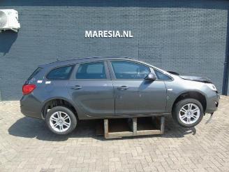 occasion commercial vehicles Opel Astra Astra J Sports Tourer (PD8/PE8/PF8), Combi, 2010 / 2015 1.4 16V ecoFLEX 2012/4