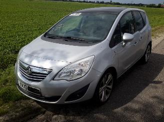 Voiture accidenté Opel Meriva 1.4 16v turbo 2011/2