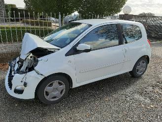 Voiture accidenté Renault Twingo 1.2 2013/11