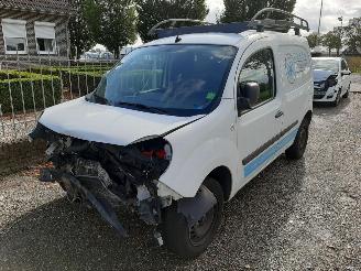 Damaged car Renault Kangoo 1.5 DCI 55KW 2012/4