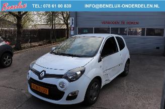 Salvage car Renault Twingo 1.2 Collection 2012/7