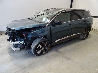 damaged commercial vehicles Peugeot 5008 1.5 HDI AUTOMAAT 2020/7