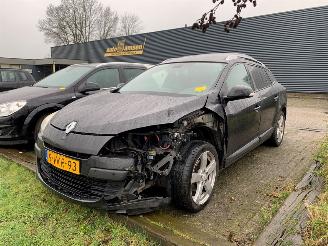 uszkodzony samochody osobowe Renault Mégane  2011/1