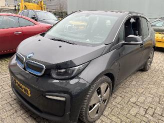 rozbiórka samochody osobowe BMW i3 125 KW / 42,2 kWh   120 Ah  Automaat 2019/12