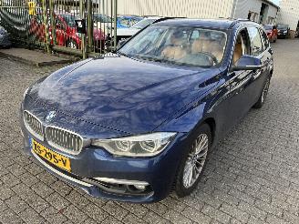 demontáž osobní automobily BMW 3-serie 320i Automaat Stationcar Luxury Edition 2019/3