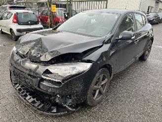 demontáž osobní automobily Renault Mégane 1.2 TCe Authentique  HB   ( 72369 Km ) 2014/3