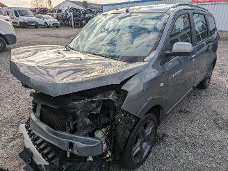 Salvage car Dacia Lodgy 1.5 DCI 2017/7