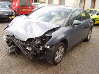 uszkodzony samochody osobowe Citroën C4 16i 16v 5 drs 2006/6