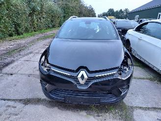 Voiture accidenté Renault Clio  2018/11