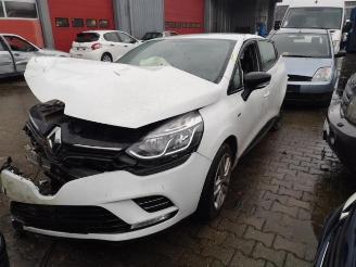 Coche accidentado Renault Clio Clio IV (5R), Hatchback 5-drs, 2012 1.2 16V 2017/4
