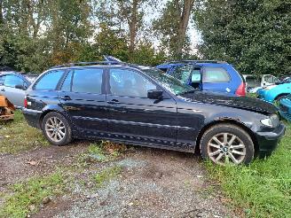 damaged campers BMW 3-serie Touring 318i Lifestyle Executive 2003/5