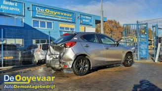 danneggiata veicoli commerciali Mazda 2 2 (DJ/DL), Hatchback, 2014 1.5 SkyActiv-G 75 2015/8