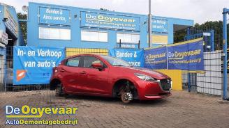 Coche accidentado Mazda 2 2 (DJ/DL), Hatchback, 2014 1.5 SkyActiv-G 75 2021/7