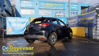 uszkodzony samochody ciężarowe Mazda 2 2 (DJ/DL), Hatchback, 2014 1.5 SkyActiv-G 90 2019/5