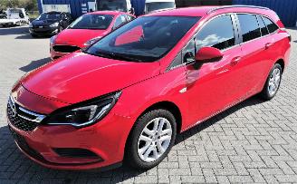 uszkodzony samochody osobowe Opel Astra Opel Astra ST 1.0 ECOTEC Turbo Active 77kW S/S 2018/5