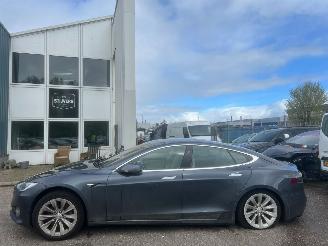 Coche accidentado Tesla Model S 75D Base AUTOMAAT BJ 2017 199588 KM 2017/12