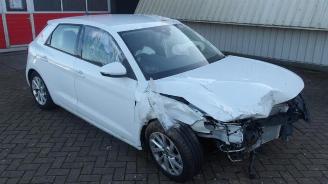 Voiture accidenté Audi A1 A1 Sportback (GBA), Hatchback 5-drs, 2018 1.0 30 TFSI 12V 2022/10