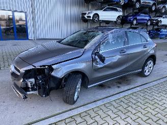 škoda osobní automobily Mercedes A-klasse  2018/1