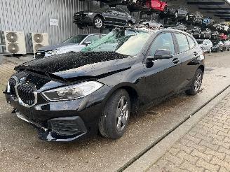 disassembly commercial vehicles BMW 1-serie 118i 2019/9