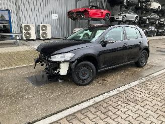 Voiture accidenté Volkswagen Golf VII 1.6 TDI 2018/7