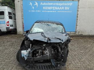 Voiture accidenté Peugeot 108 108 Hatchback 1.0 12V VVT-i (1KRFE(CFB)) [53kW]  (05-2018/...) 2018
