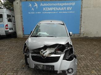 uszkodzony samochody osobowe Opel Agila Agila (B) MPV 1.2 16V (K12B(Euro 4) [69kW]  (04-2010/10-2014) 2011