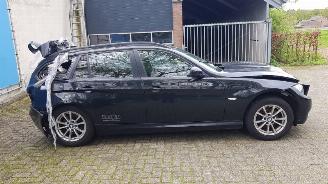 Salvage car BMW 3-serie 3 serie Touring (E91) Combi 318i 16V (N43-B20A) [105kW]  (05-2007/05-2=
012) 2010/0