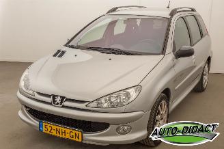 Auto incidentate Peugeot 206 SW 1.6-16V XS-Line Airco 2003/10