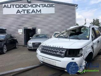 uszkodzony samochody osobowe Land Rover Freelander Freelander II, Terreinwagen, 2006 / 2014 2.2 tD4 16V 2011/9
