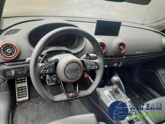 Gebrauchtwagen PKW Audi Rs3 RS 3 Sportback (8VA/8VF), Hatchback 5-drs, 2015 / 2020 2.5 TFSI 20V Quattro 2017/9