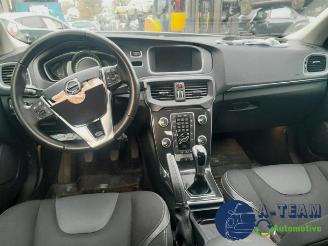 Volvo V-40 V40 (MV), Hatchback 5-drs, 2012 / 2019 2.0 D3 16V picture 16