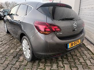 Opel Astra Astra J (PC6/PD6/PE6/PF6) Hatchback 5-drs 1.4 16V ecoFLEX (A14XER(Euro=
 5)) [74kW]  (12-2009/10-2015) picture 10