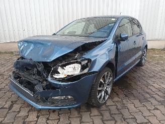 Voiture accidenté Volkswagen Polo Polo V (6R) Hatchback 1.2 TSI 16V BlueMotion Technology (CJZC(Euro 6))=
 [66kW]  (02-2014/10-2017) 2017/1