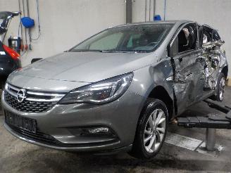 Unfall Kfz Van Opel Astra Astra K Hatchback 5-drs 1.6 CDTI 110 16V (B16DTE(Euro 6)) [81kW]  (06-=
2015/12-2022) 2016/10
