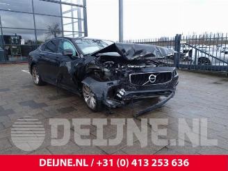 Coche accidentado Volvo S-90 S90 II, Sedan, 2016 2.0 D3 16V 2018/4