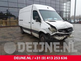damaged commercial vehicles Mercedes Sprinter Sprinter 3t (906.61), Van, 2006 / 2018 211 CDI 16V 2009/9