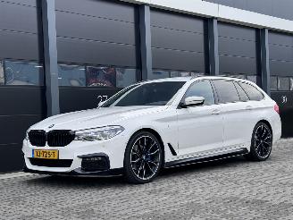 krockskadad bil auto BMW 5-serie 518d M Performance Sport 2019/1