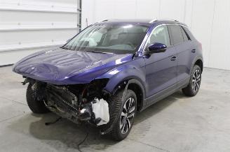 dañado vehículos comerciales Volkswagen T-Roc  2020/6
